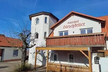 ペンション Gasthof Hirschkeller