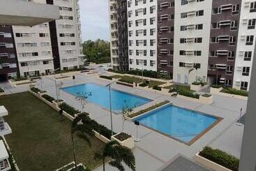 Appart'hotel Tower 3 427 Pool View