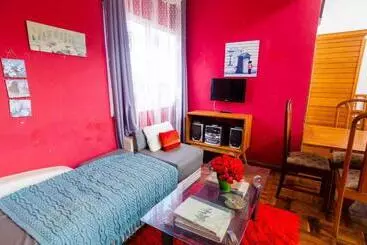 تختخواب و صبحانه Villa Fialofana