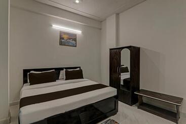 Super Hotel O Aanandwan Palace