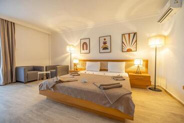 Отель Regulus Beach Resort