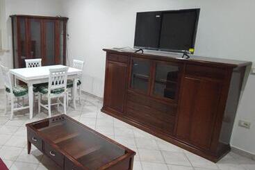 פנסיון Lepore Gems