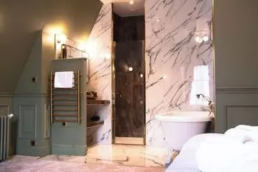 ホテル Hôtel Château Héloïse