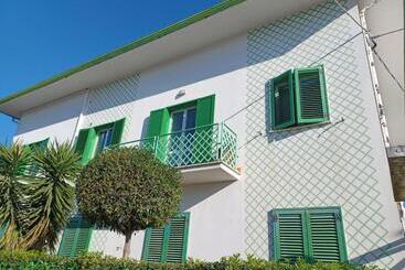 پانسیون Valentina Rooms