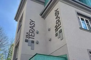 هتل آپارتمان Apartmány Vila Terasy