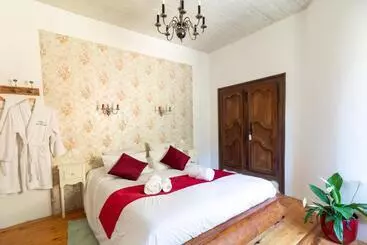 Aamiaismajoitus (B&B) Château Le Beylon   Chambres D Hôtes