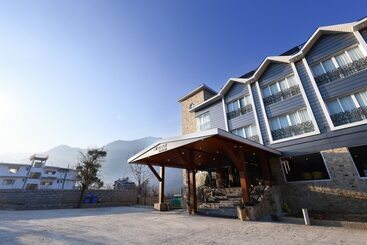 Hotel The Voyage By Kaizen Resort, Manali