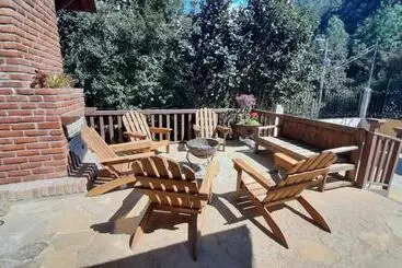 Hotelli La Cabaña Del Bosque