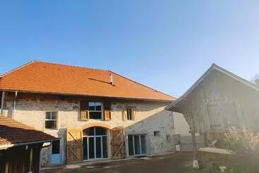 ペンション Au Coin Du Chemin