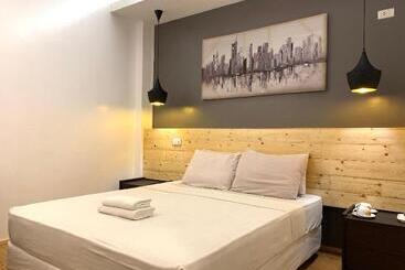 Aliria Bed And Breakfast