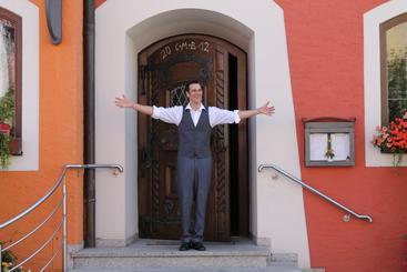 酒店 Gasthof Zum Hirschen