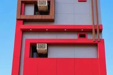 Hotelli The Red Hut