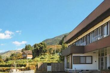 Hotel Yufuin Monday 湯布院マンデー