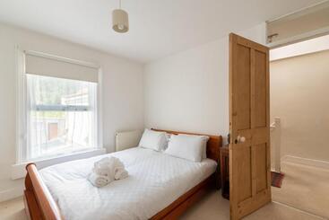 膳宿费 Guestready   A Bohemian Home In Bath