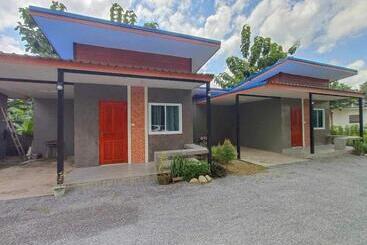 استراحتگاه ปาลินรีสอร์ท