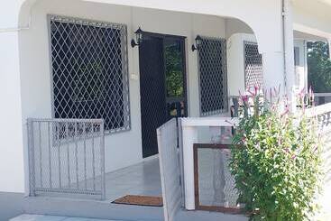 פנסיון Ben S Fiji Private Accommodation Gateway Escape