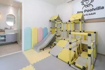 ペンション Gapyeong Jinikidsdogchaepoolvilla