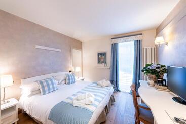 호텔 Villa Bonomo Charme