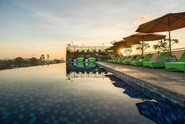 Zest Legian By Swiss Belhotel International