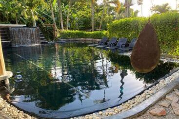 تختخواب و صبحانه Casa Barbara