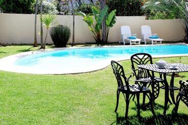Bed and Breakfast Mandalay Guest House Plettenberg Bay