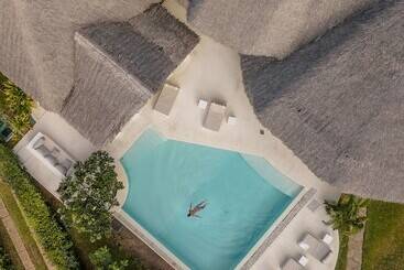 Hôtel The Kasa Malindi    Formerly Leopard Point Beach Resort