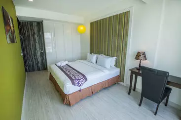 Aparthotel Borneo Vista Suites By Bv