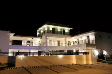 Hotell Be Ing Suites