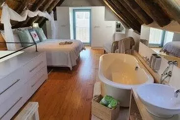 ツーリストアパートメント Nieuview Cottages 1 And 2