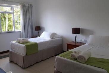 Pension  Bambous River Lodge