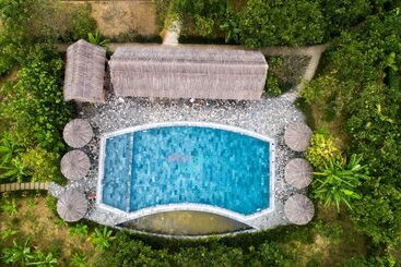 리조트 Hue Ecolodge