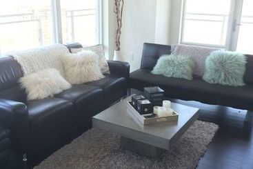 Daire Square One Fully Furnished Suite