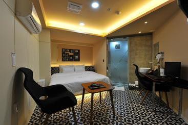 Ytt Hotel Nampo Dong Busan