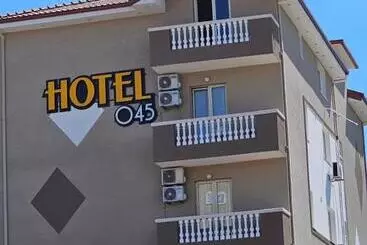 Hotel 045