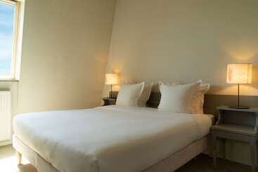 فندق Hôtel De La Mer & Spa