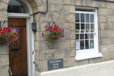 تختخواب و صبحانه Buckingham House