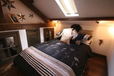 מלון דירות Falstone Barns