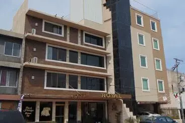 هتل Royal Inn