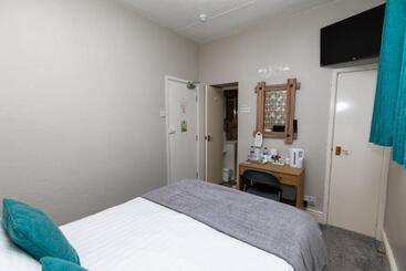 ペンション California Guest House