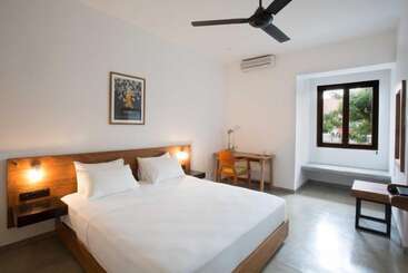 ペンション Moss Colombo