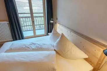 Turistihuoneistot Alpen Select Lodge Kleinwalsertal