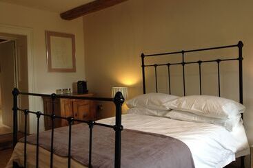 Bed & Breakfast Saul Farm