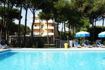 Aparthotel La Pineta