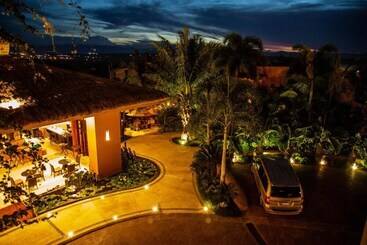 Hotel Soul Spring Sanctuary