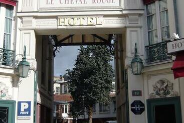 ホテル Du Cheval Rouge
