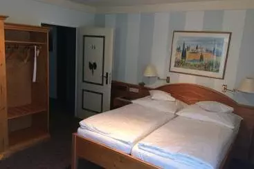 Hotelli Kellhof   Bed & Breakfast