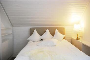 Sweet Clementine B & B