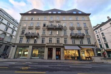 Жильё для туристов Top City Center Lion Monument