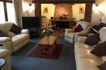 Trumbles Gatwick B&b