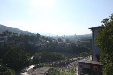 هاستل Guest House Like